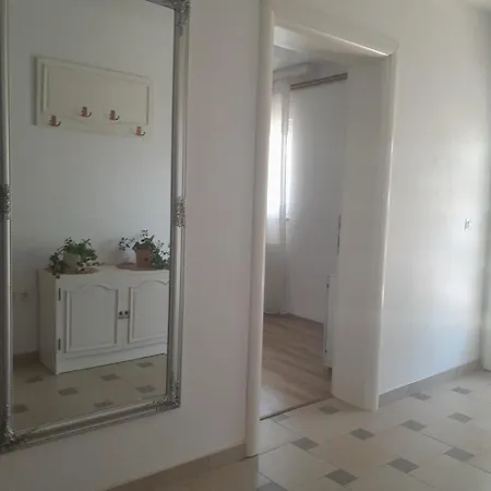 Apartament Emina